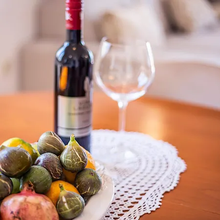 Anita With Amazing Sea View Lägenhet *