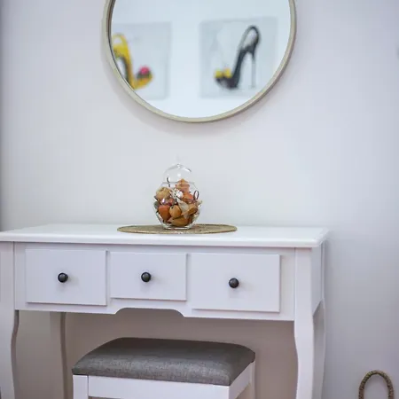 Anita With Amazing Sea View Апартаменти