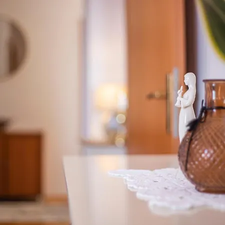 Anita With Amazing Sea View *