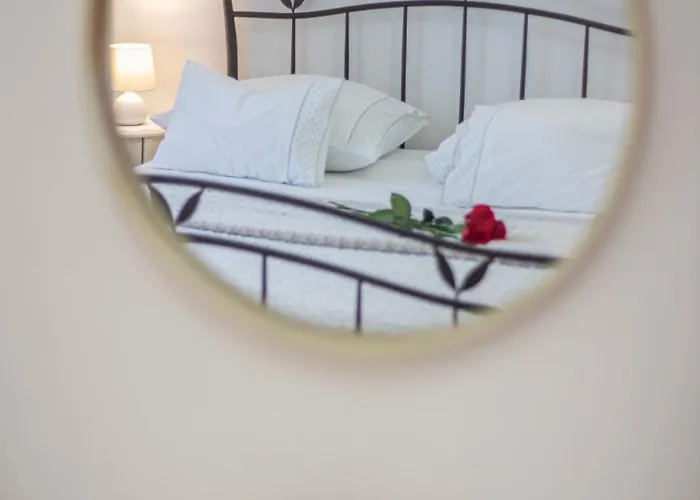 Anita With Amazing Sea View *