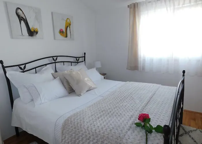 Anita With Amazing Sea View Makarska